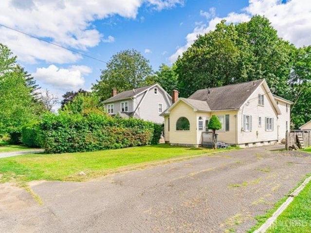 House for sale in Bernardsville, New Jersey