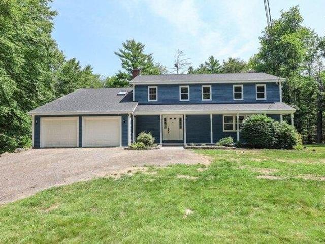 House for sale in Berwick, Maine