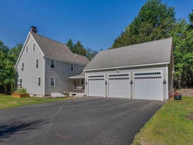 House for sale in Berwick, Maine