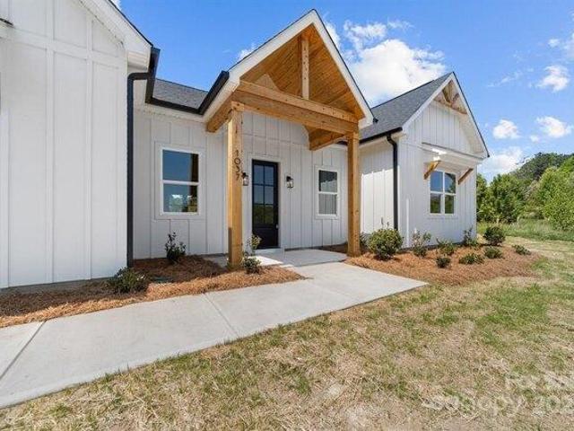 House for sale in Bessemer City, North Carolina