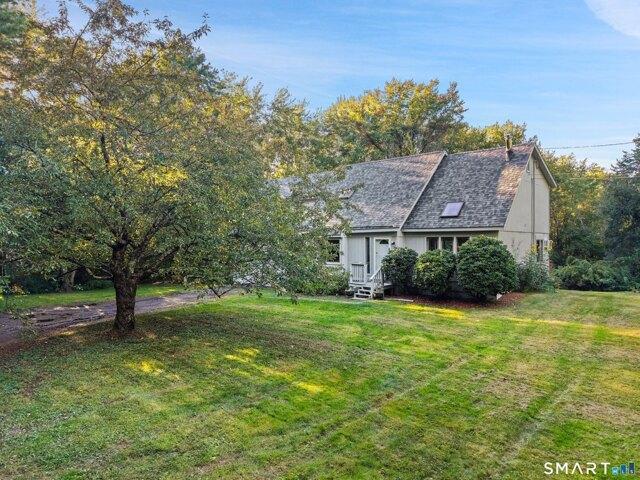 House for sale in Bethany, South Central Connecticut Planning Region