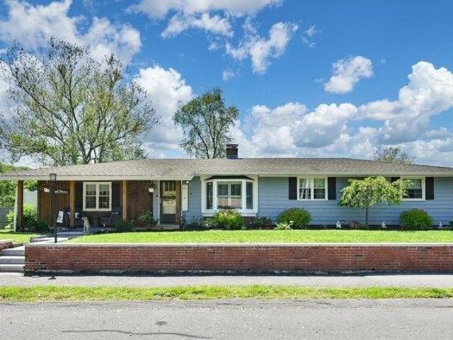 House for sale in Beverly, Massachusetts