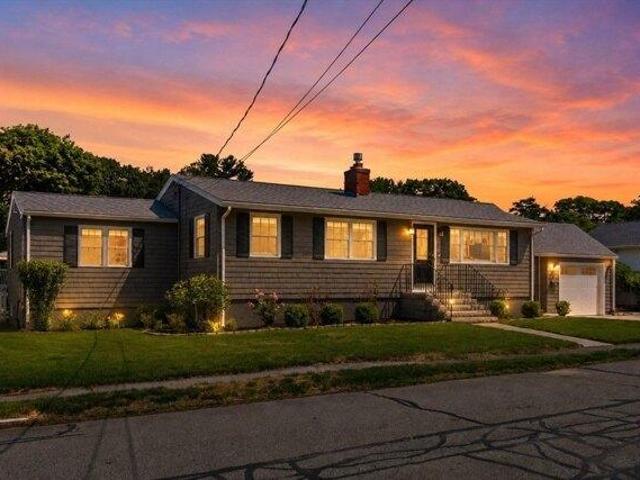 House for sale in Beverly, Massachusetts