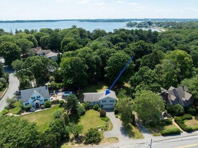 House for sale in Beverly, Massachusetts