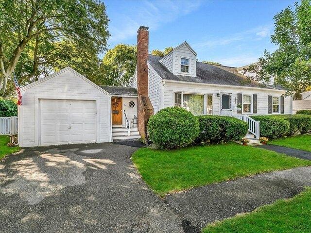 House for sale in North Beverly, Beverly