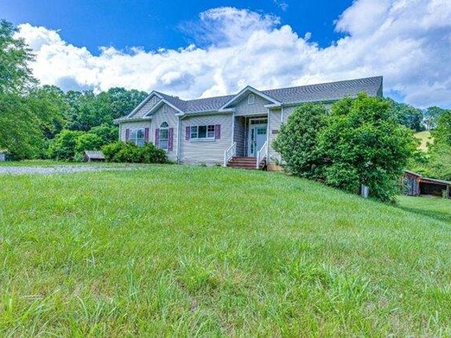 House for sale in Big Island