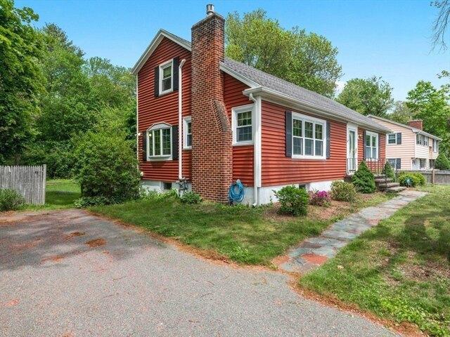 House for sale in Billerica, Massachusetts
