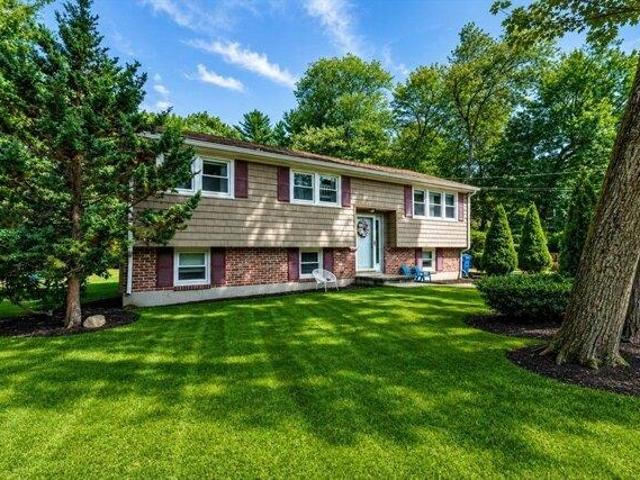 House for sale in Billerica, Massachusetts