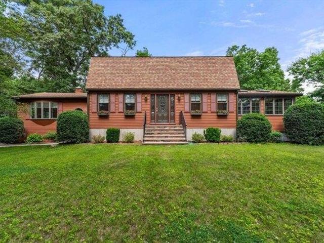 House for sale in Billerica, Massachusetts