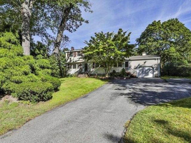House for sale in Billerica, Middlesex County
