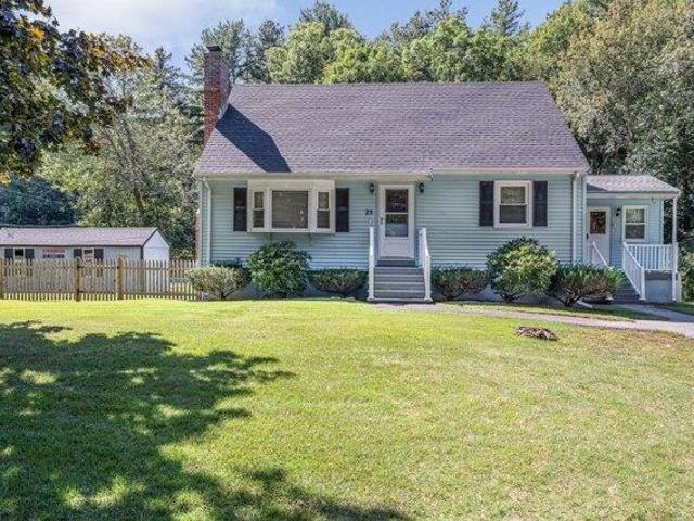 House for sale in Billerica, Middlesex County
