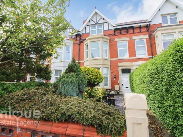 Flat for sale in St Annes, Lytham