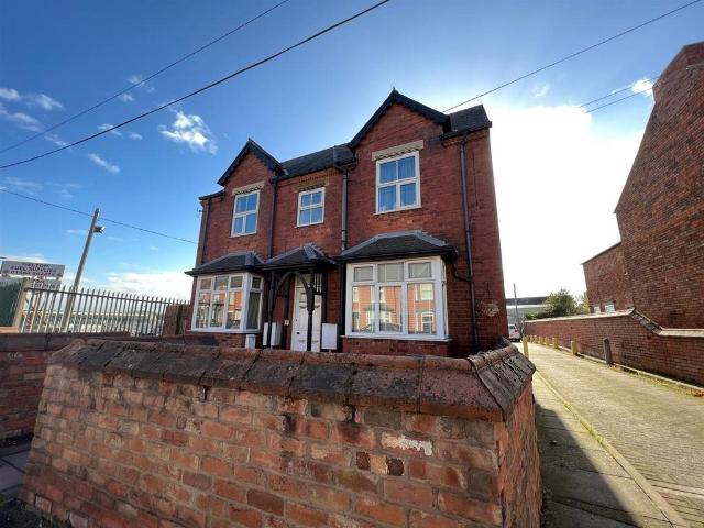 Flat for sale in Brentingby, Leicestershire