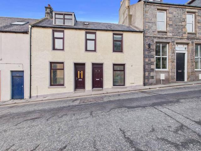 Flat for sale in Macduff, Scotland