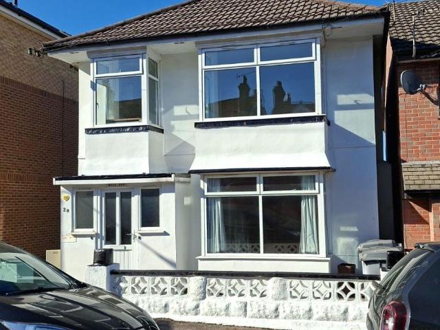 Flat for sale in Winton, Bournemouth