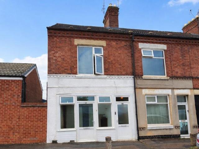 Flat for sale in Old Wharf, City Of Leicester
