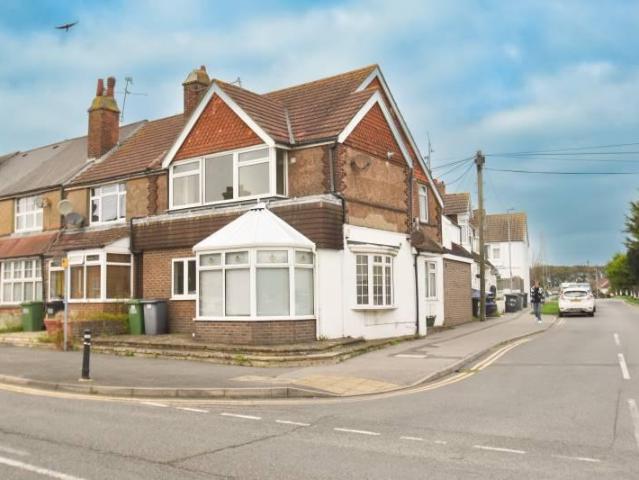 Flat for sale in Polegate, Cross In Hand