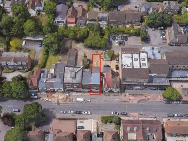 House for sale in Bushey