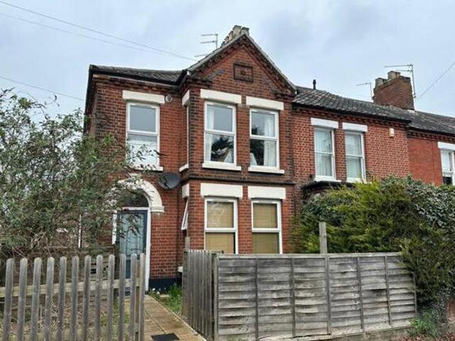 House for sale in Lakenham, East Bank