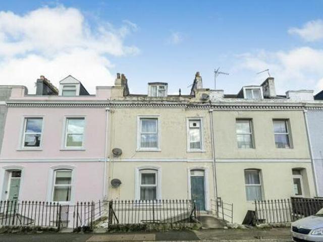 House for sale in Follaton, Strode
