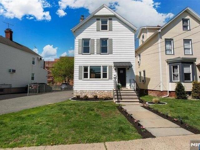 House for sale in Bloomfield, New Jersey