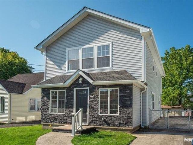 House for sale in Bloomfield, New Jersey