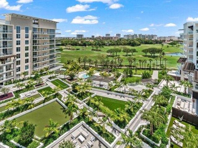 Condo for sale in Boca Raton