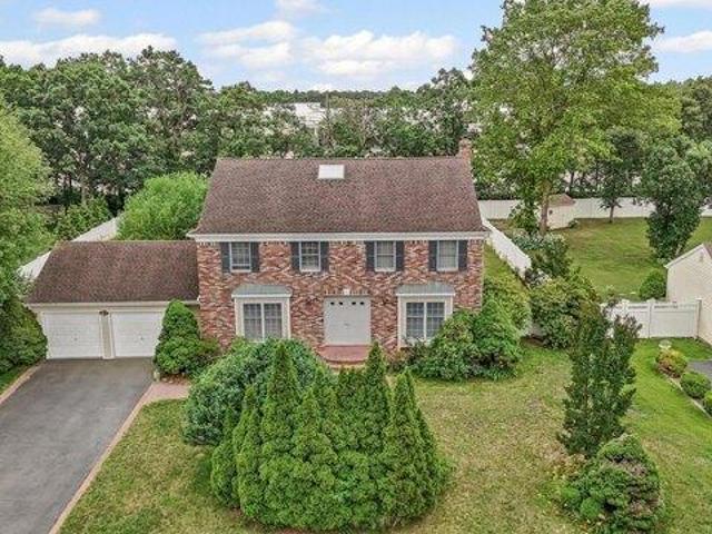 House for sale in Bohemia, New York