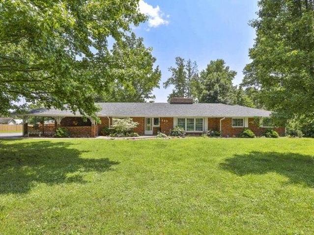 House for sale in Bolivar, Missouri