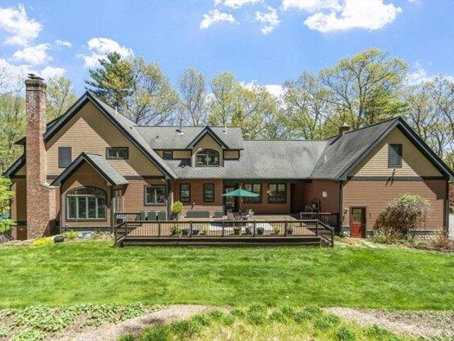 House for sale in Bolton, Massachusetts
