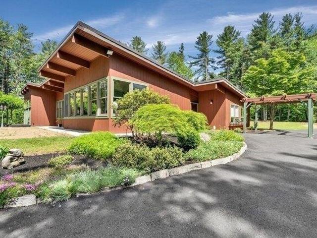 House for sale in Bolton, Massachusetts