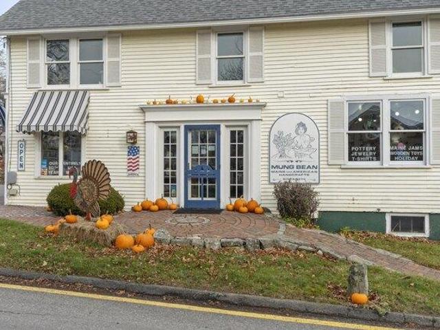 House for sale in Boothbay Harbor, Maine