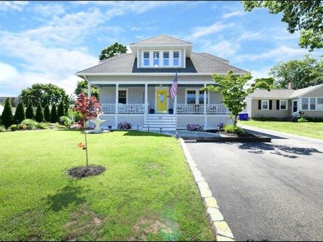 House for sale in Cataumet, Massachusetts