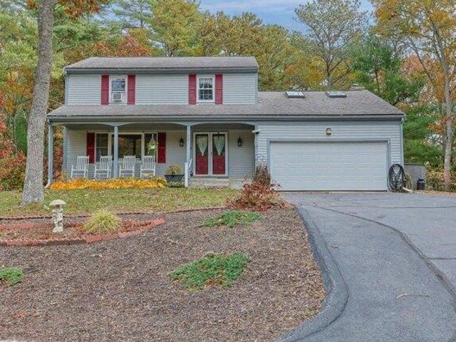 House for sale in Cataumet, Massachusetts