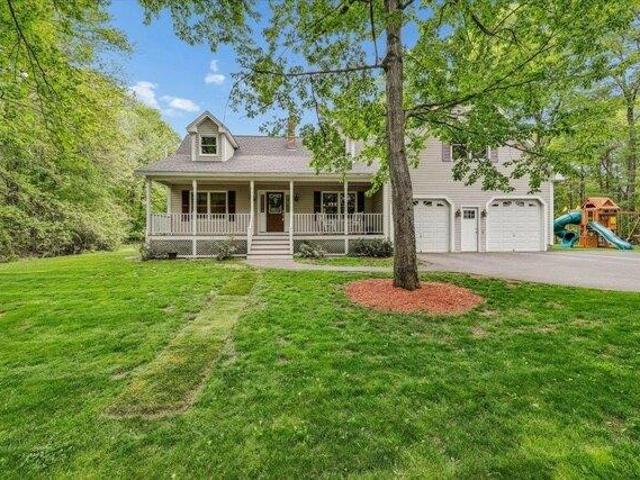 House for sale in New Hampshire