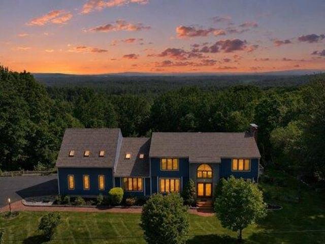 House for sale in New Hampshire