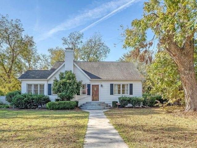 House for sale in Bowman