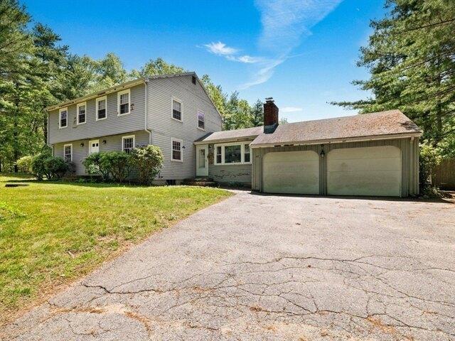 House for sale in Boxford, Massachusetts