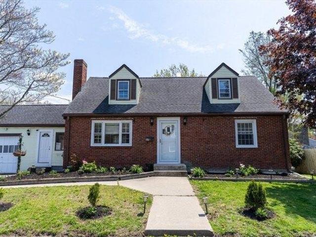 House for sale in Braintree, Massachusetts