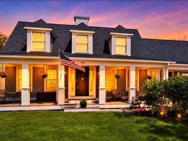 House for sale in Braintree, Massachusetts