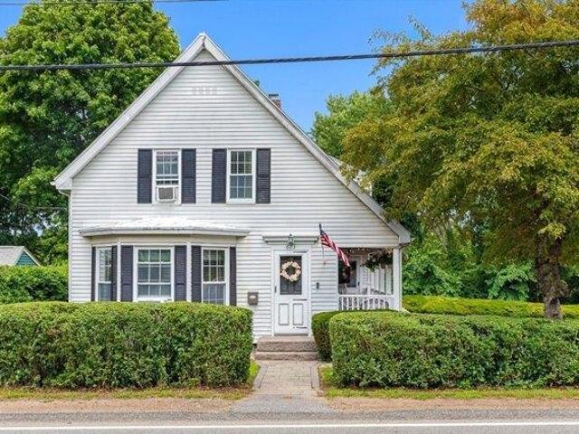 House for sale in Braintree, Massachusetts
