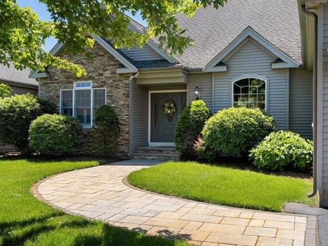 House for sale in Braintree, Massachusetts