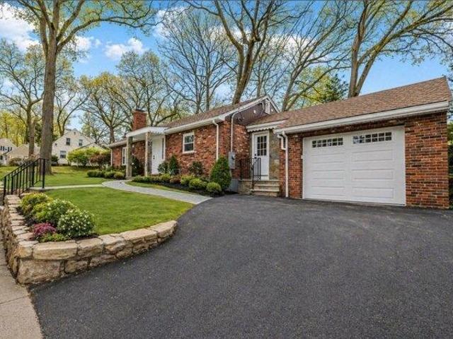 House for sale in Braintree, Massachusetts