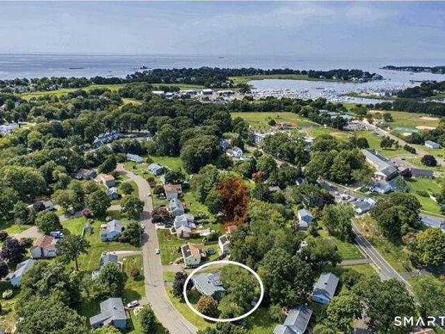 House for sale in Indian Neck, Branford