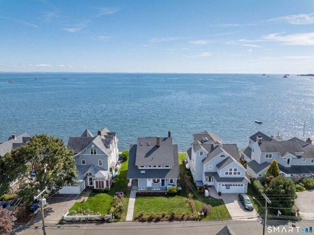House for sale in Pine Orchard, Branford
