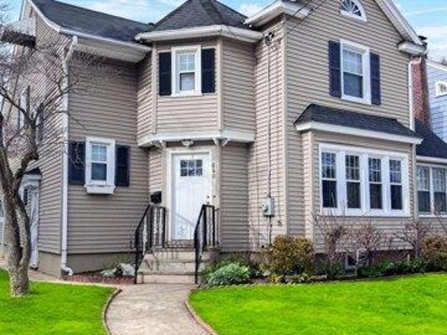 House for sale in Bridgeport, Greater Bridgeport Planning Region