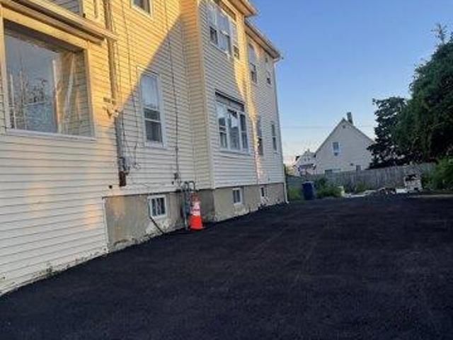 House for sale in Newfield, Bridgeport