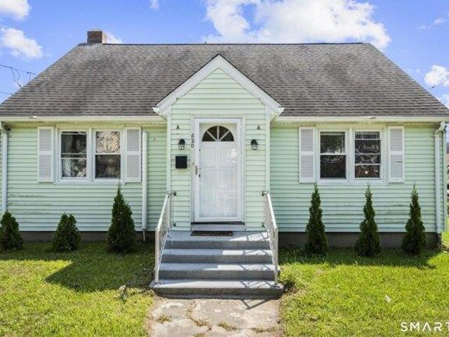 House for sale in Bridgeport, Connecticut