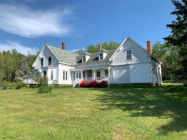 House for sale in Bristol, Maine