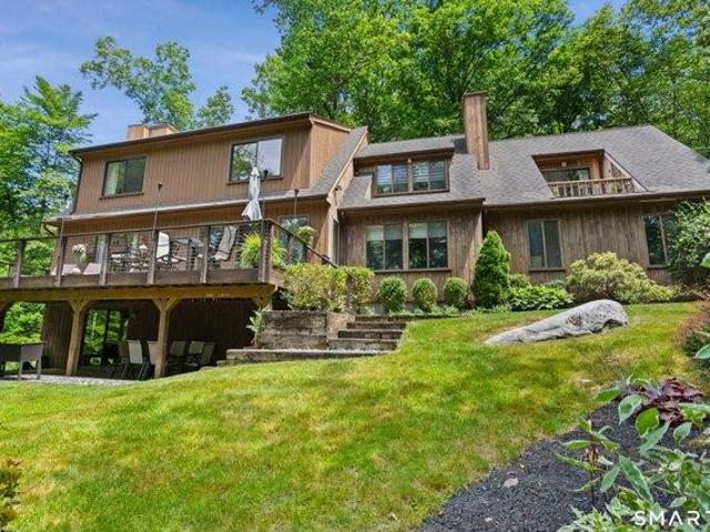House for sale in Brookfield, Connecticut